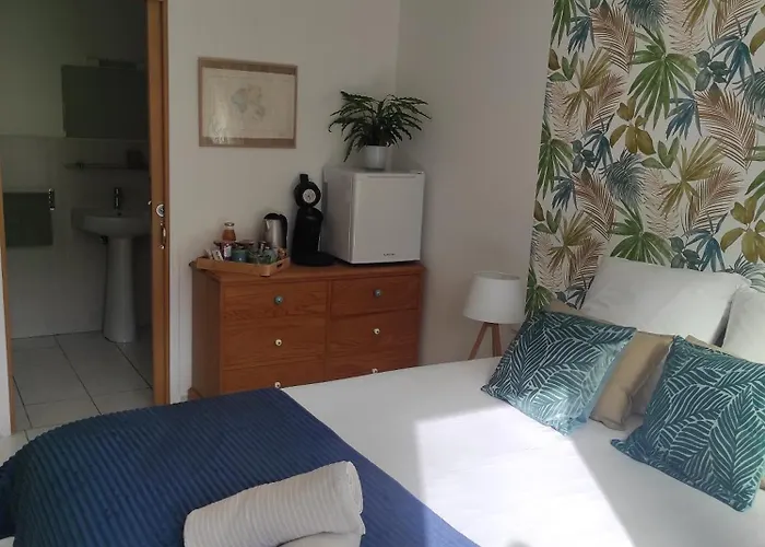 Chez Elise & Jd Bed & Breakfast 3*